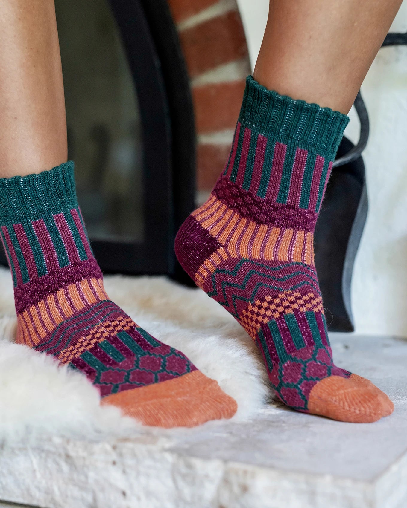 Knit Cozy Berry/Green Crew Socks