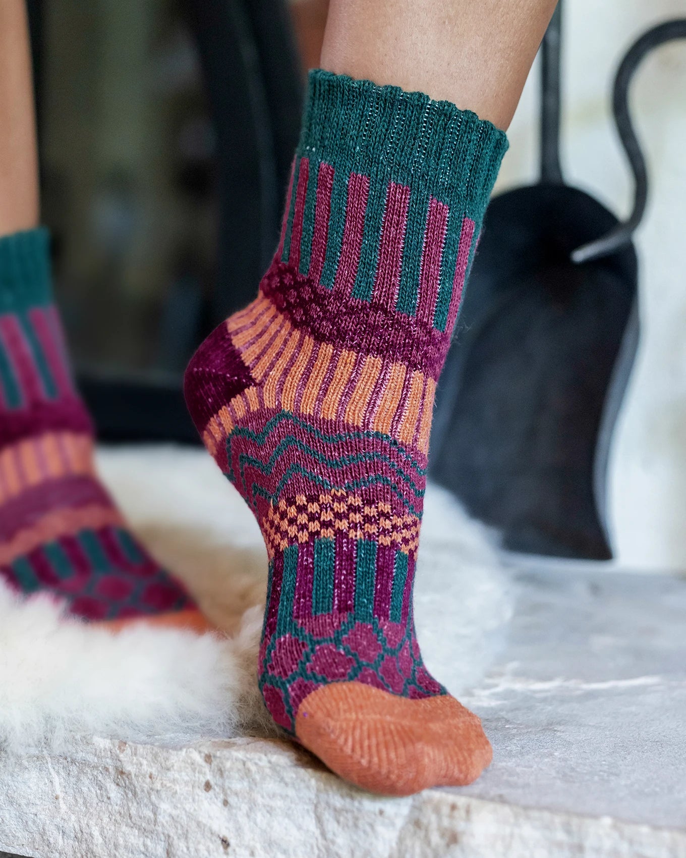 Knit Cozy Berry/Green Crew Socks