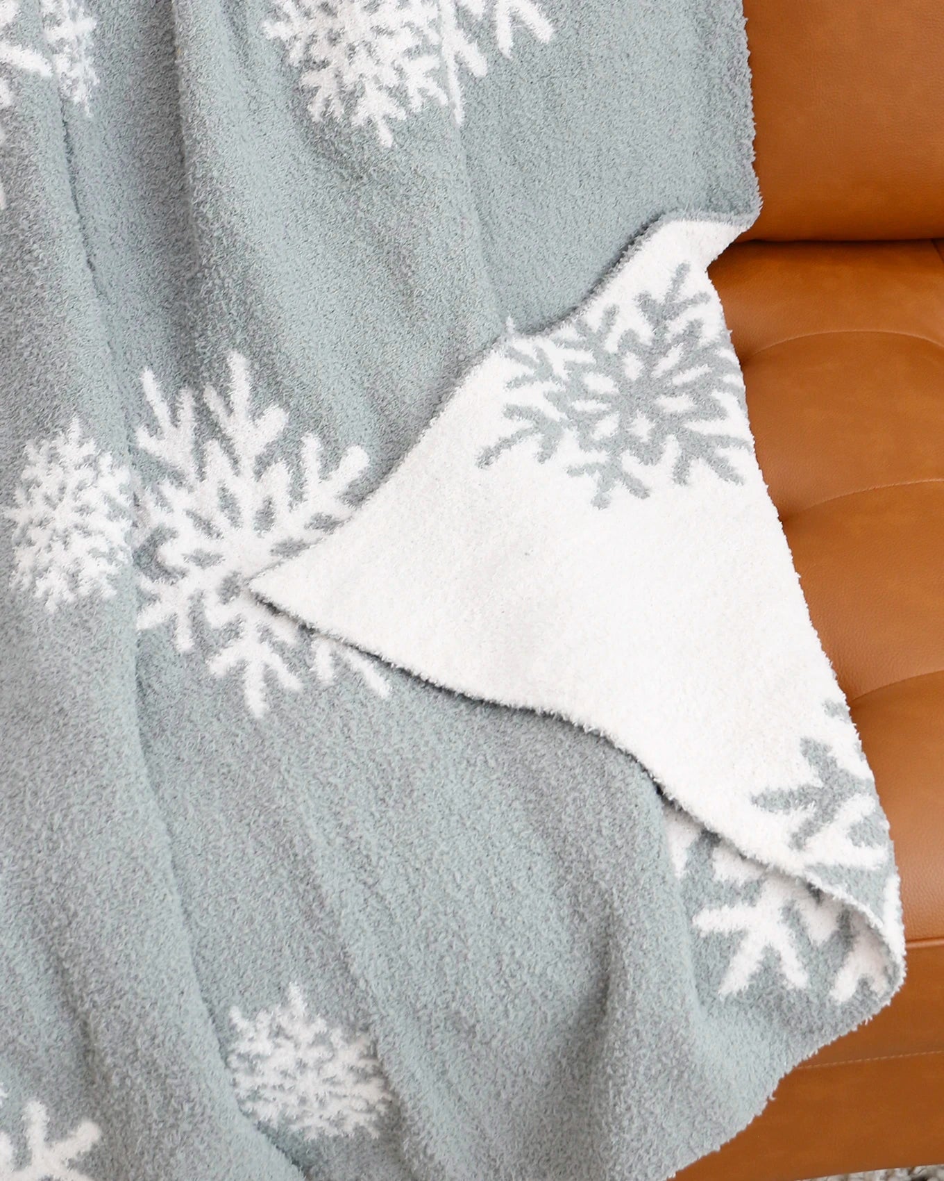 Holiday Cuddle Cloud Blanket - Snowflakes - FINAL SALE