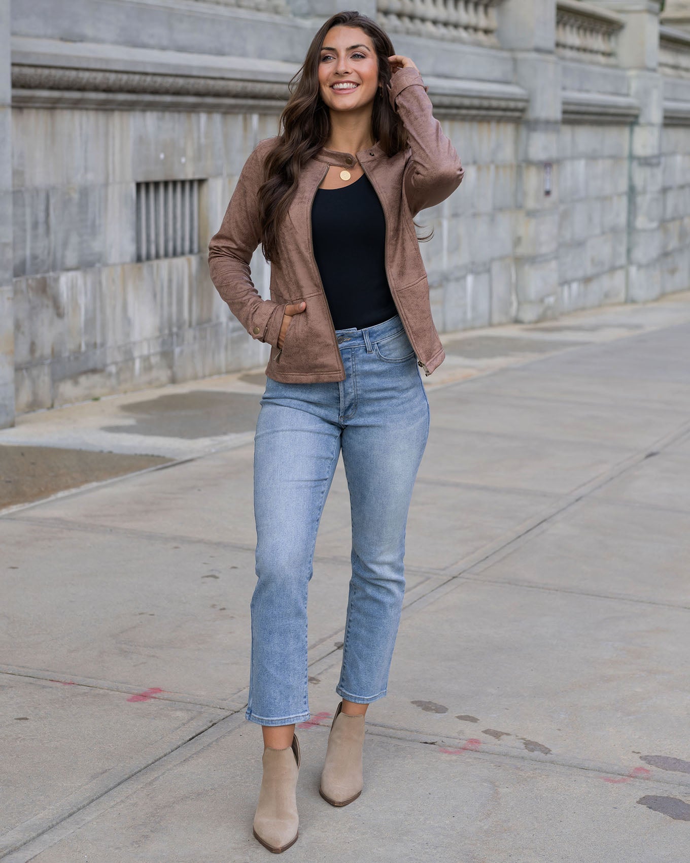 Taupe leather 2025 jacket outfit