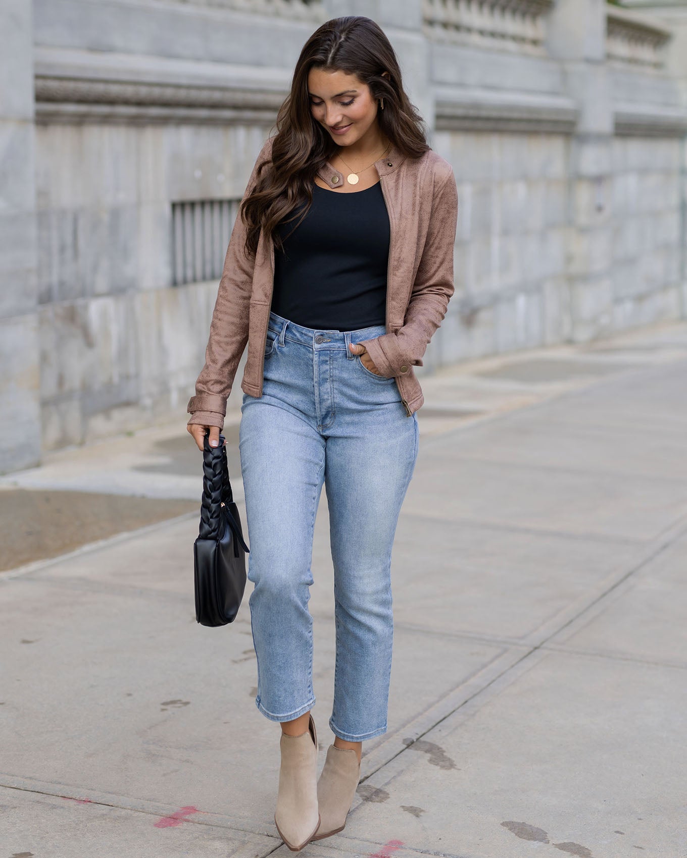 Black long shop sleeve outfit