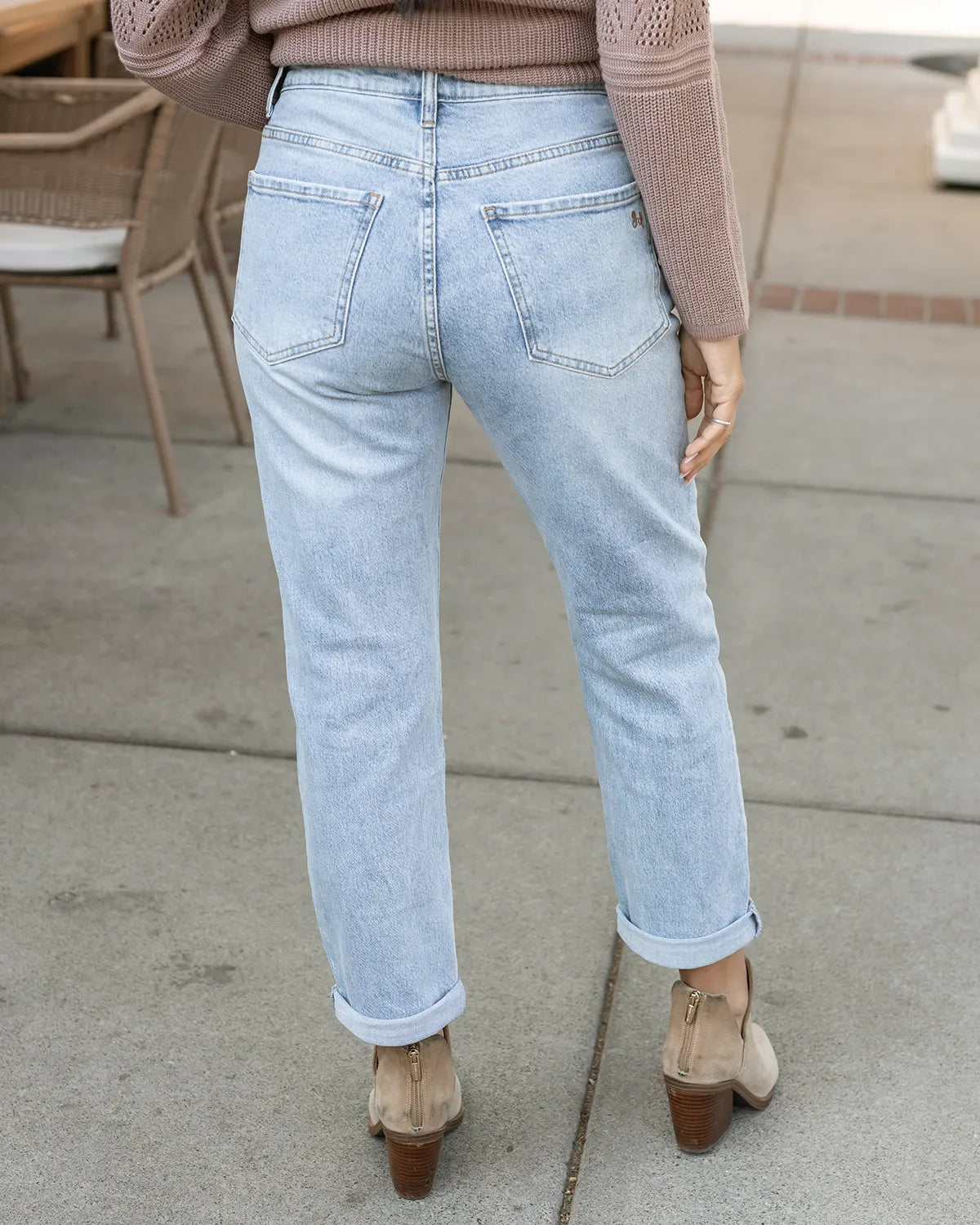 light wash jeans