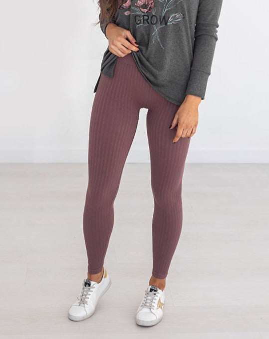 YOURS Plus Size Burgundy Red Ribbed Leggings